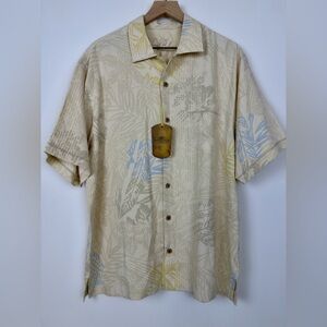 Tommy Bahama 100% Silk Hawaiian Shirt Mens L Floral Camp Button NWT